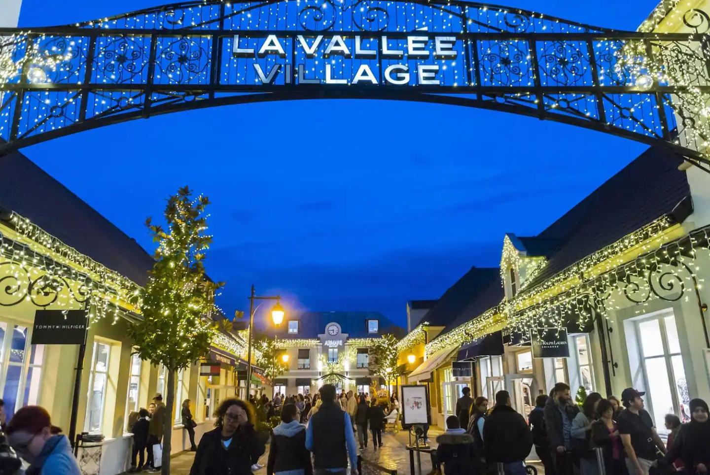 Magic Studio - Disneyland Paris Shopping Village 9 Minutes Chessy  Exterior foto